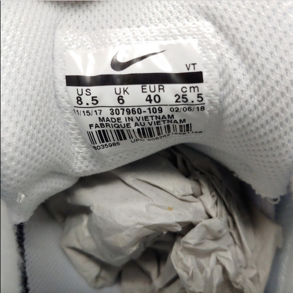 Nike Womens Air Max 95 Sneakers - Picture 3 of 8